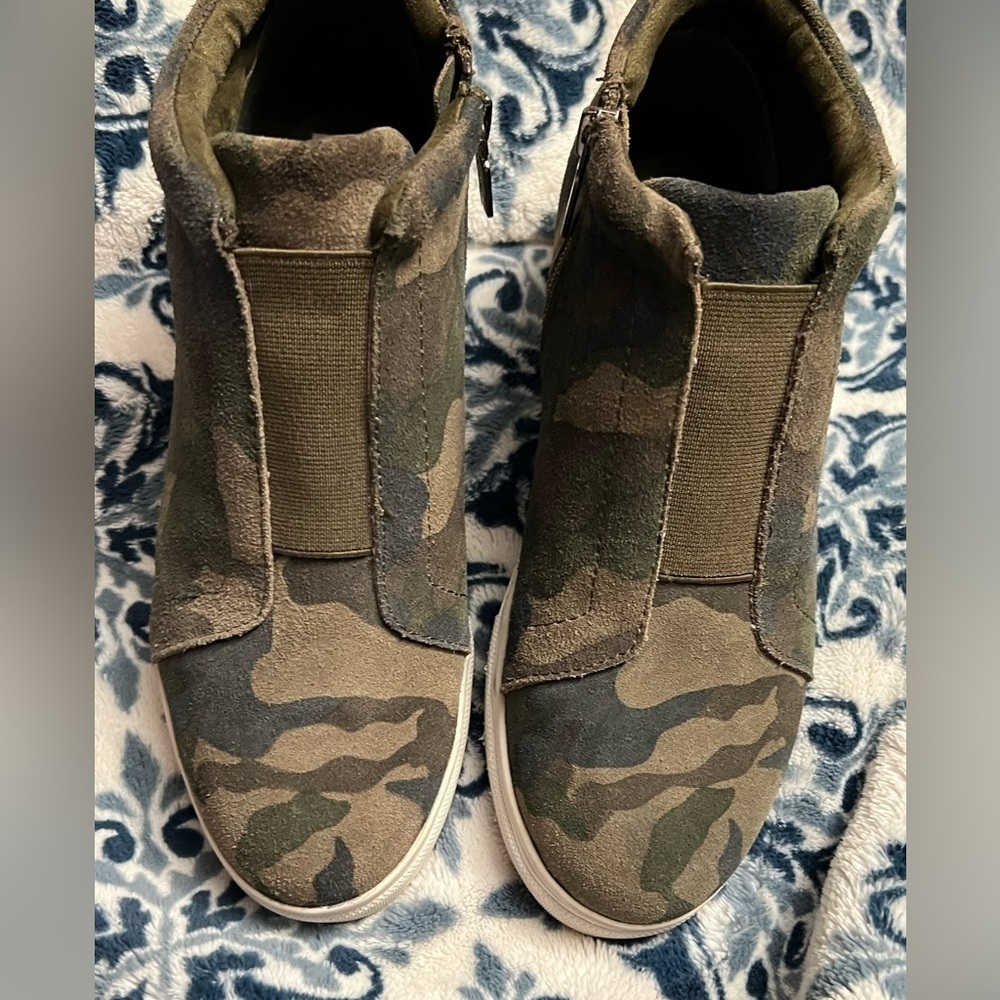 Aqua College Women’s Sz 8 Camo Waterproof Shoes Winter Boots Short Boots